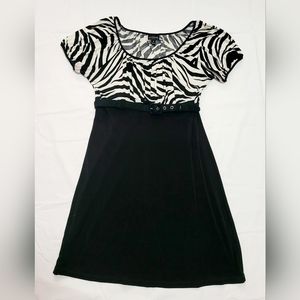 ENFOCUS STUDIO Ladies Lovely Black & White Fit & Flare Dress - Size 8
